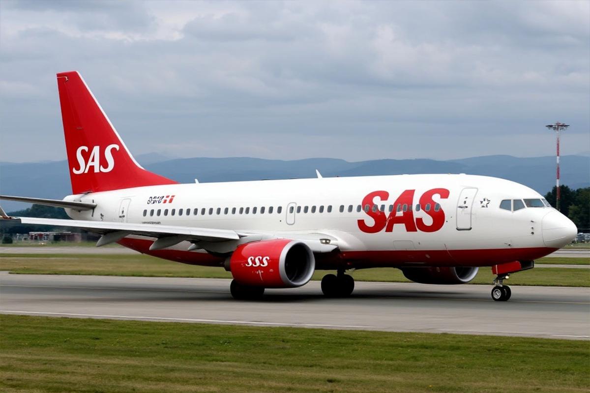 Тревожный рейс из Осло: зачем к границе Украины срочно пригнали «воздушный госпиталь» с реанимацией