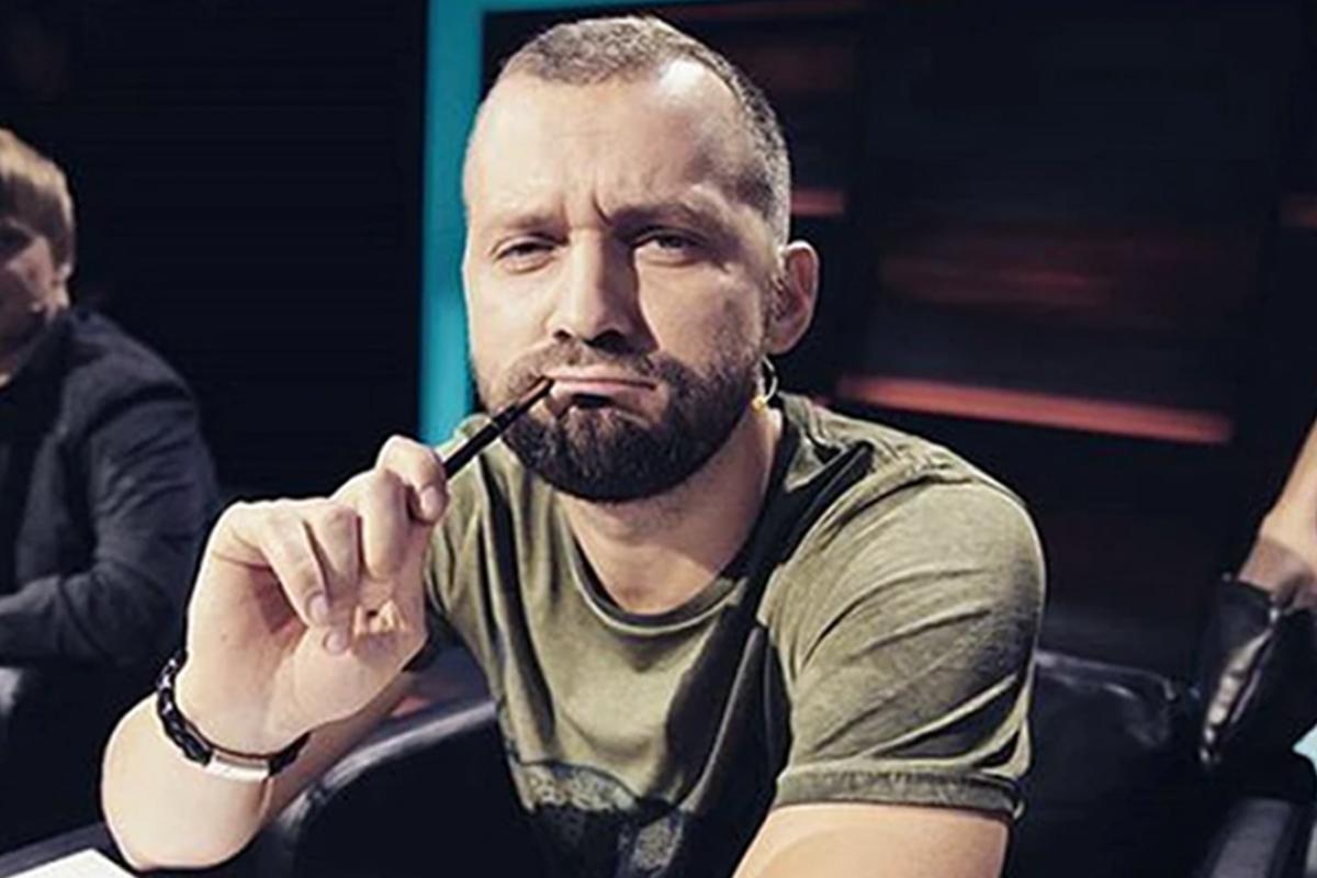 «Капитан по недоразумению». Иноагента Руслана Белого загнобили в Сети из-за тупой шутки про Суворова