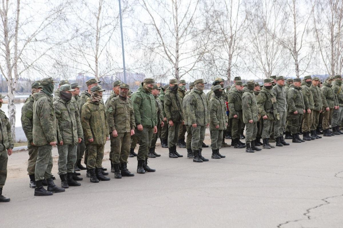 Из Иркутска в зону СВО отправился отряд бойцов