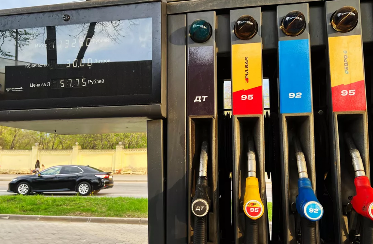 В Крыму обещают сдержать рост цен на бензин на уровне 20–30 копеек