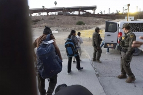 Apple по требованию Минюста США удалила из App Store приложение ICEBlock