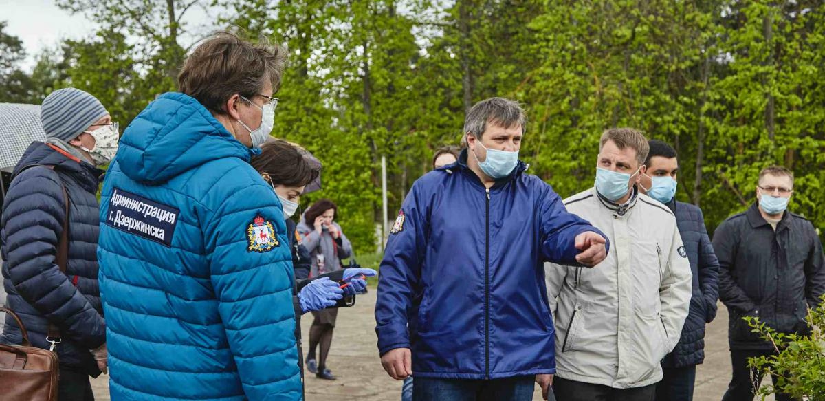 В Дзержинске проверили работы по реконструкции Центрального парка