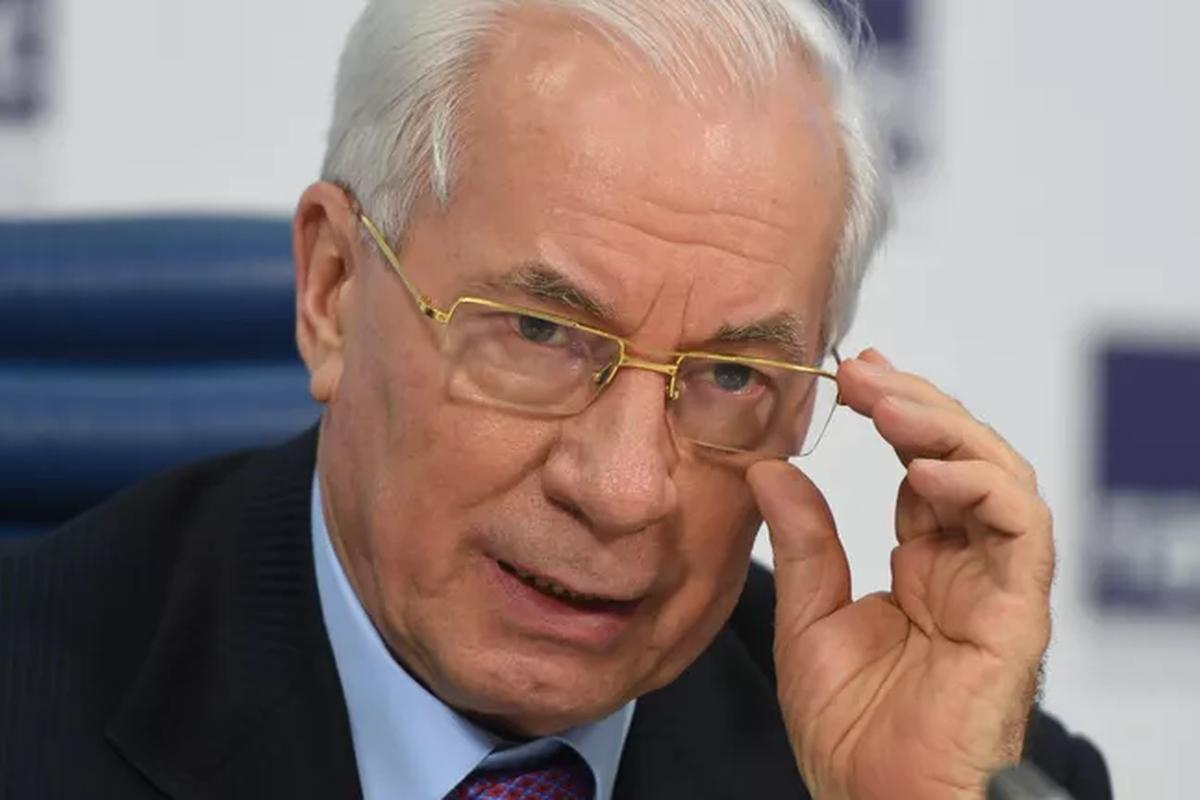 Экс-премьер Украины объяснил, зачем Зеленскому на самом деле нужно народное голосование