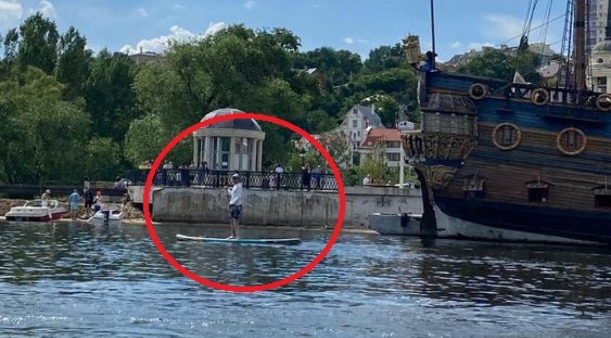 В Воронеже ищут тело бизнесмена, утонувшего во время катания на сапборде по водохранилищу