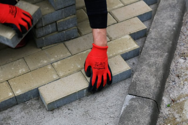 На ремонт тротуара на улице Чайковского в Калининграде потратят свыше 5 млн рублей