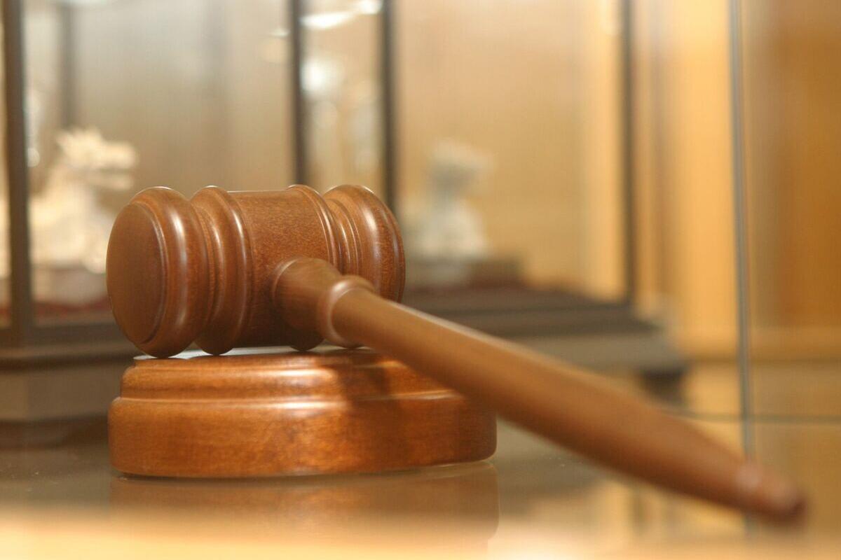 Работавших на спецслужбы Украины россиян осудили за госизмену и терроризм