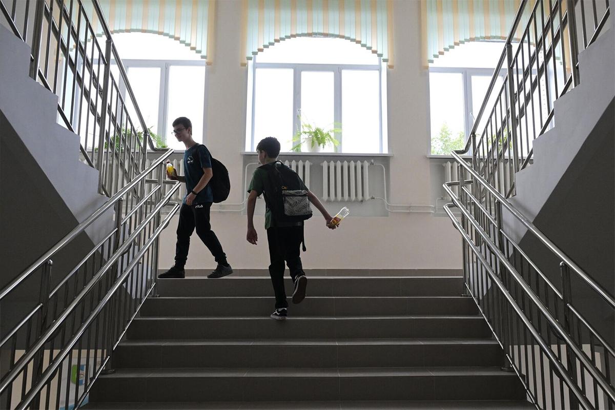 Директора школы в селе Хлют в Дагестане временно отстранили от должности