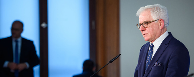 Польский министр иностранных дел подал в отставку