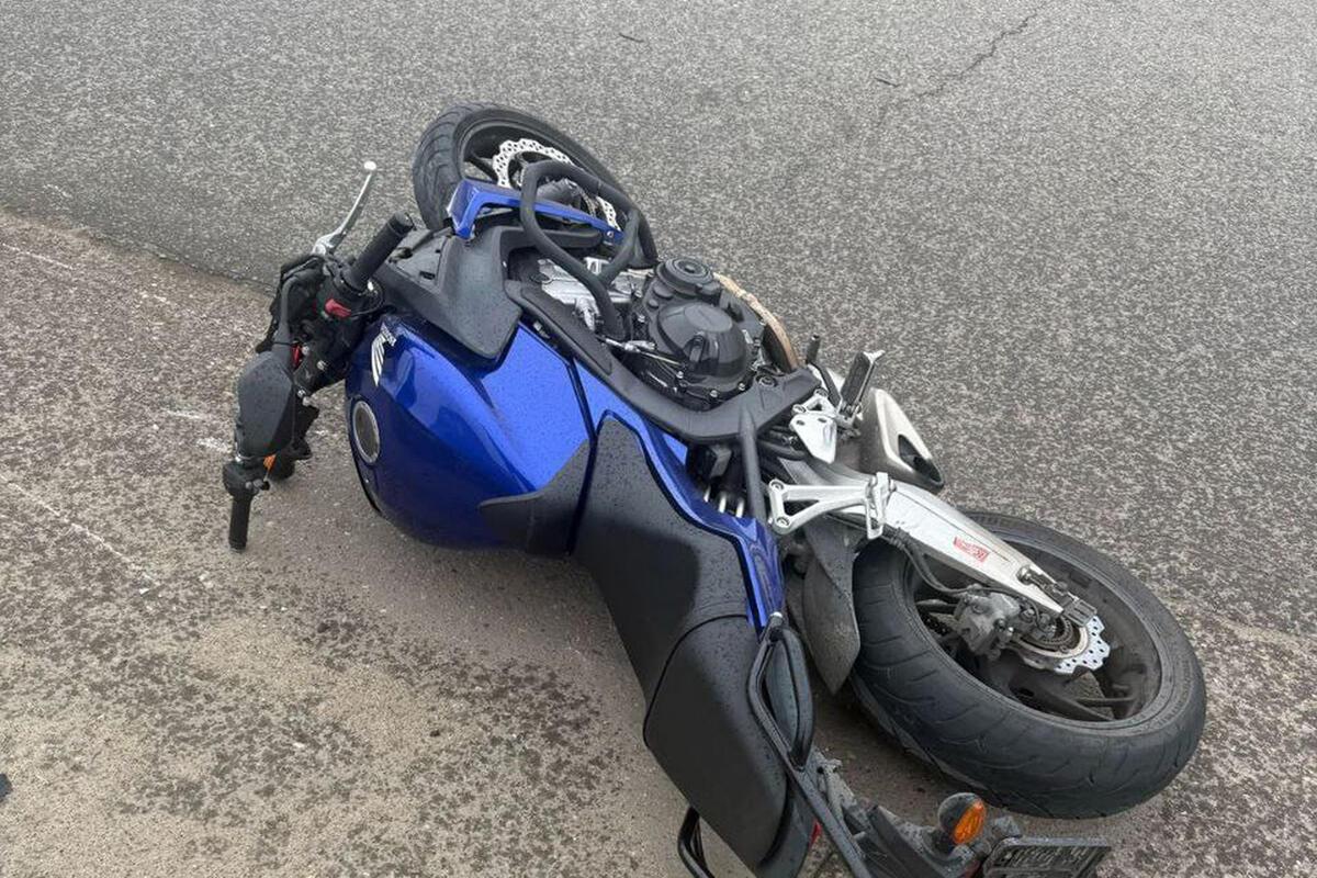 Двое участников подростковой группы погибли в ДТП перед своим первым концертом