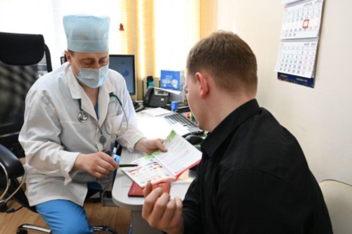 В Екатеринбурге началась акция по массовому тестированию работников предприятий на ВИЧ