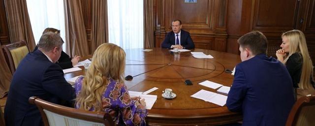 Дмитрий Медведев: Численность армии России нужно нарастить до 1,5 млн человек