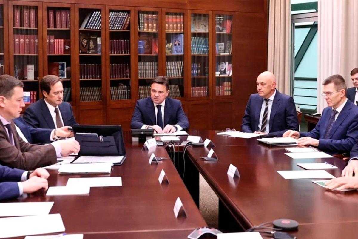 Андрей Воробьев обсудил с правоохранительным блоком меры безопасности и модернизацию ЖКХ перед Днем народного единства