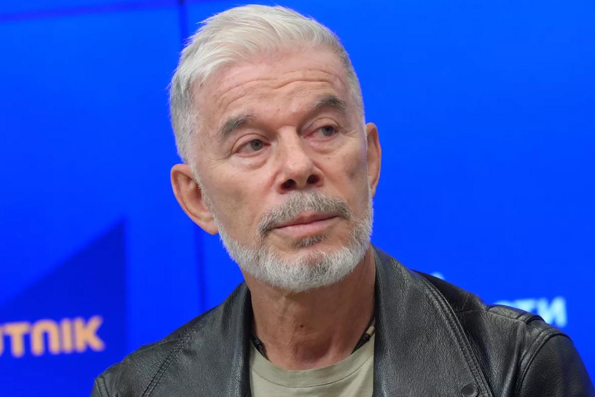 Свой в доску: как директор, которого Газманов считал «чуть ли не родственником», подал на него в суд из СИЗО