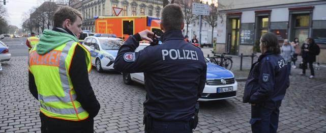 На рождественской ярмарке в Потсдаме обнаружили взрывное устройство