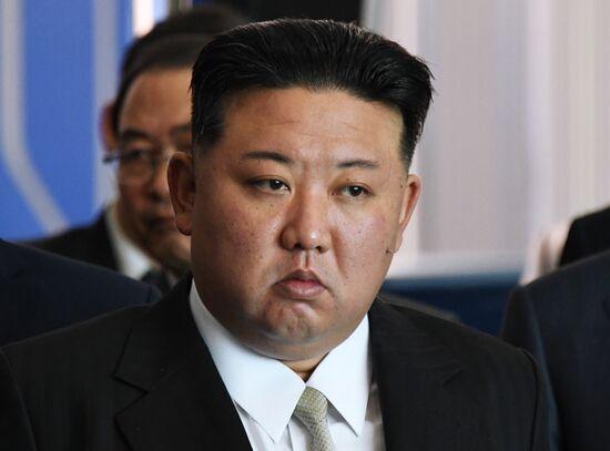 Ким Чен Ын: Северная Корея готова к переговорам с США, но укрепляет оборону