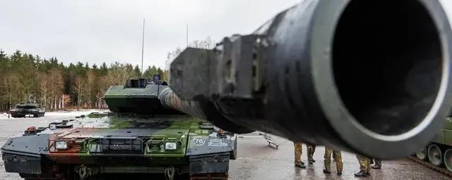 Министр обороны Украины Резников: ВСУ получили около 60 западных танков
