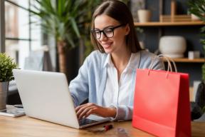 Цена без обмана: Мишустин запретил маркетплейсам прятать скидки в зависимости от карты покупателя