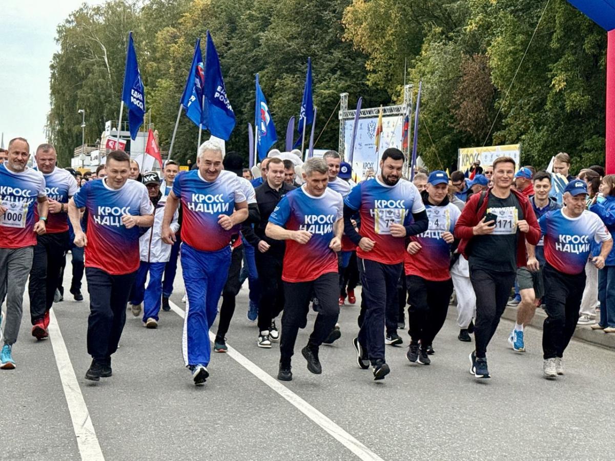 Спикер Госсовета Чувашии Леонид Черкесов принял участие в «Кроссе нации»
