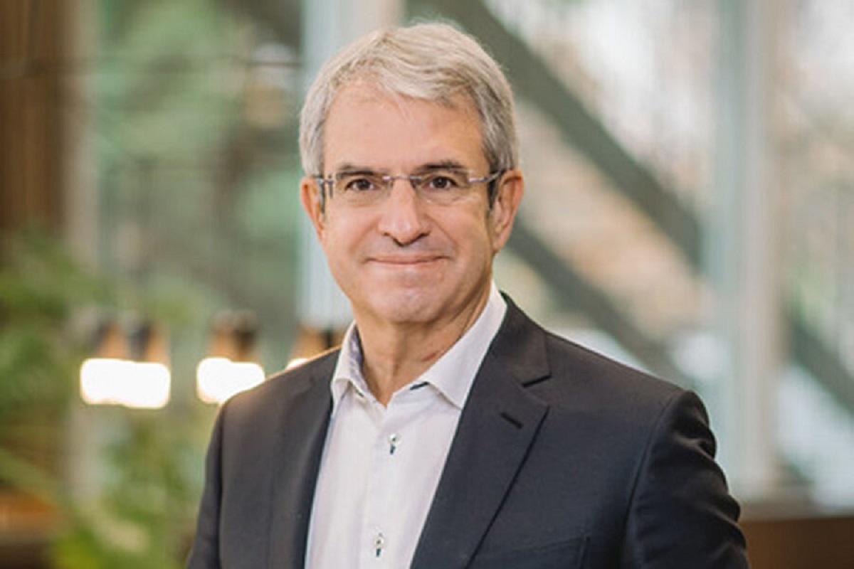 Генерального директора Nestle уволили из-за романтических отношений с подчиненным