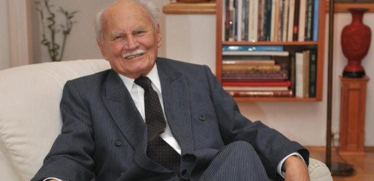 Экс-президент Венгрии Арпад Генц скончался на 94-м году жизни