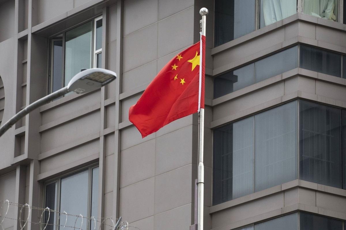 Китай озвучил жесткие ограничения на экспорт важных минералов для Запада