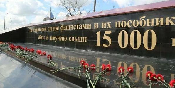 В Крыму почтили память жертв самого большого на полуострове концлагеря «Красный»