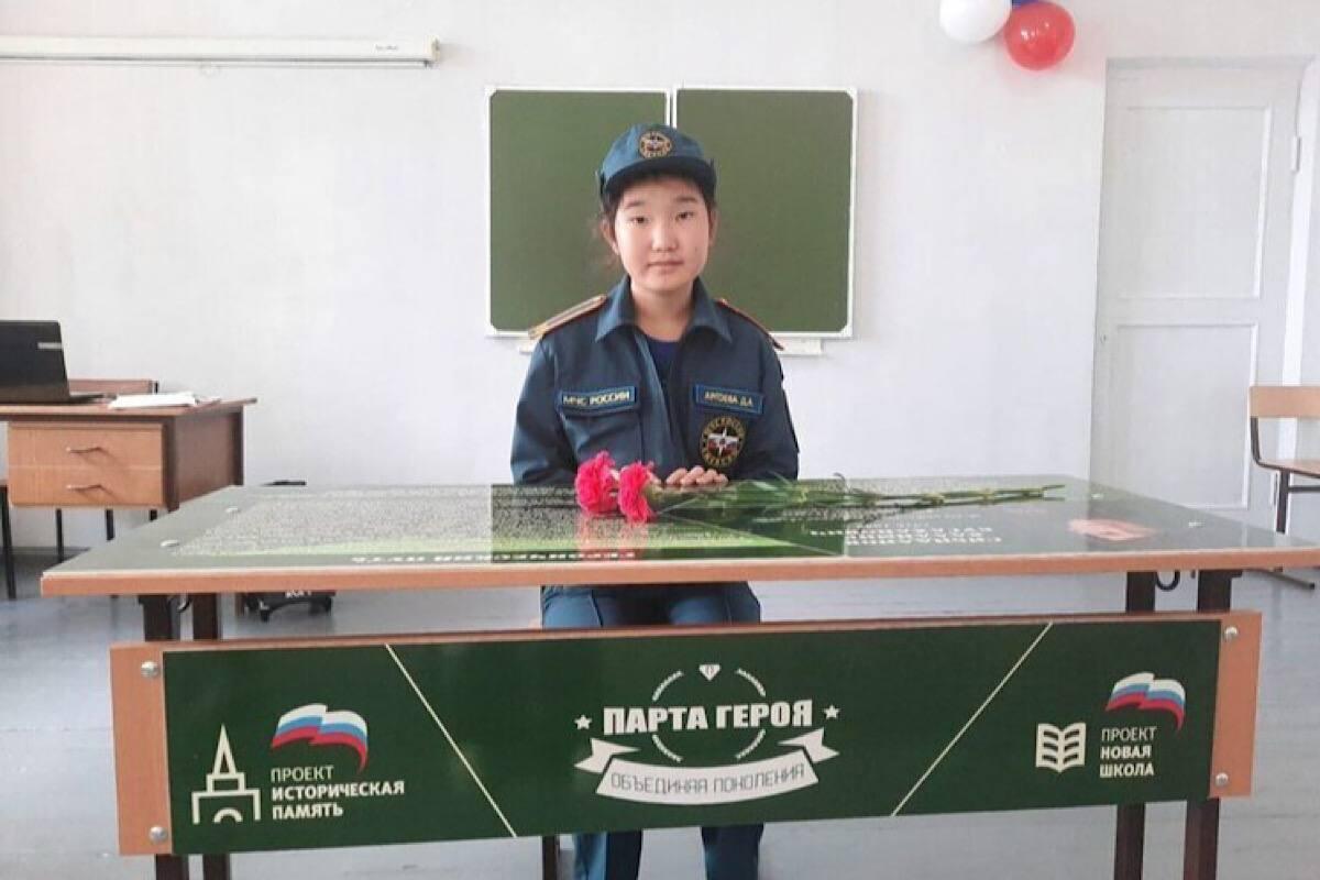 «Память в лицах»: в школах Иркутской области установлено более 550 «Парт Героя»