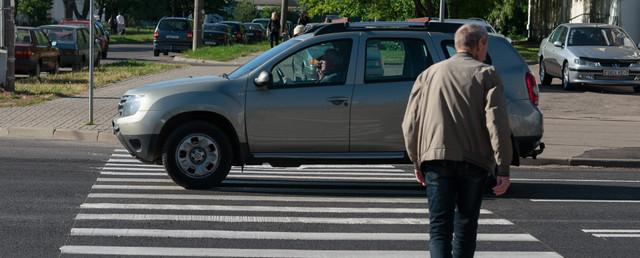 Госдума одобрила повышение штрафов за непропуск пешеходов