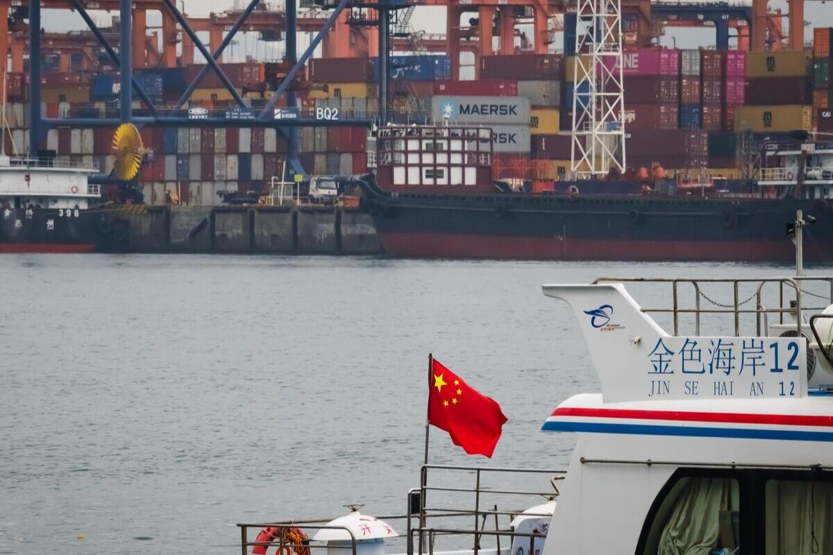 Министр торговли США заявил о начале мягкого диалога с КНР по торговле