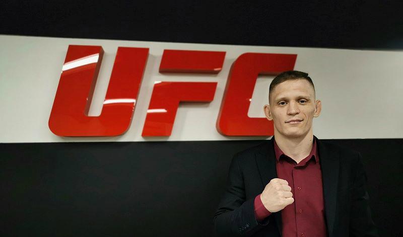 Кубанский спортсмен Сергей Хандожко одержал дебютную победу в UFC