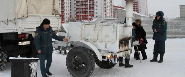 В Башкирии МЧС развернуло полевые кухни в местах скопления людей