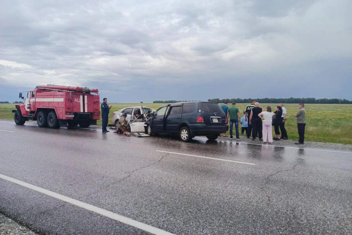 Смертельное ДТП на Алтае унесло жизни шести человек