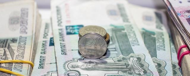 В Омской области размер средней номинальной зарплаты превысил 48 тысяч рублей