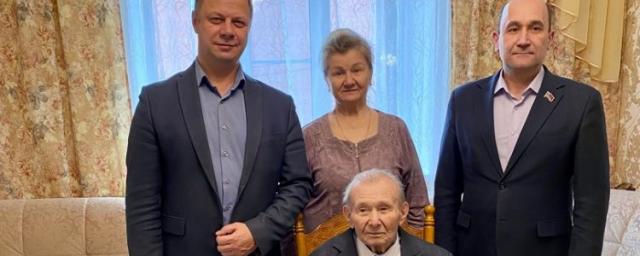 Глава г.о. Электрогорск Дорофеев поздравил с 96-летием ветерана ВОВ Сергея Лобикова