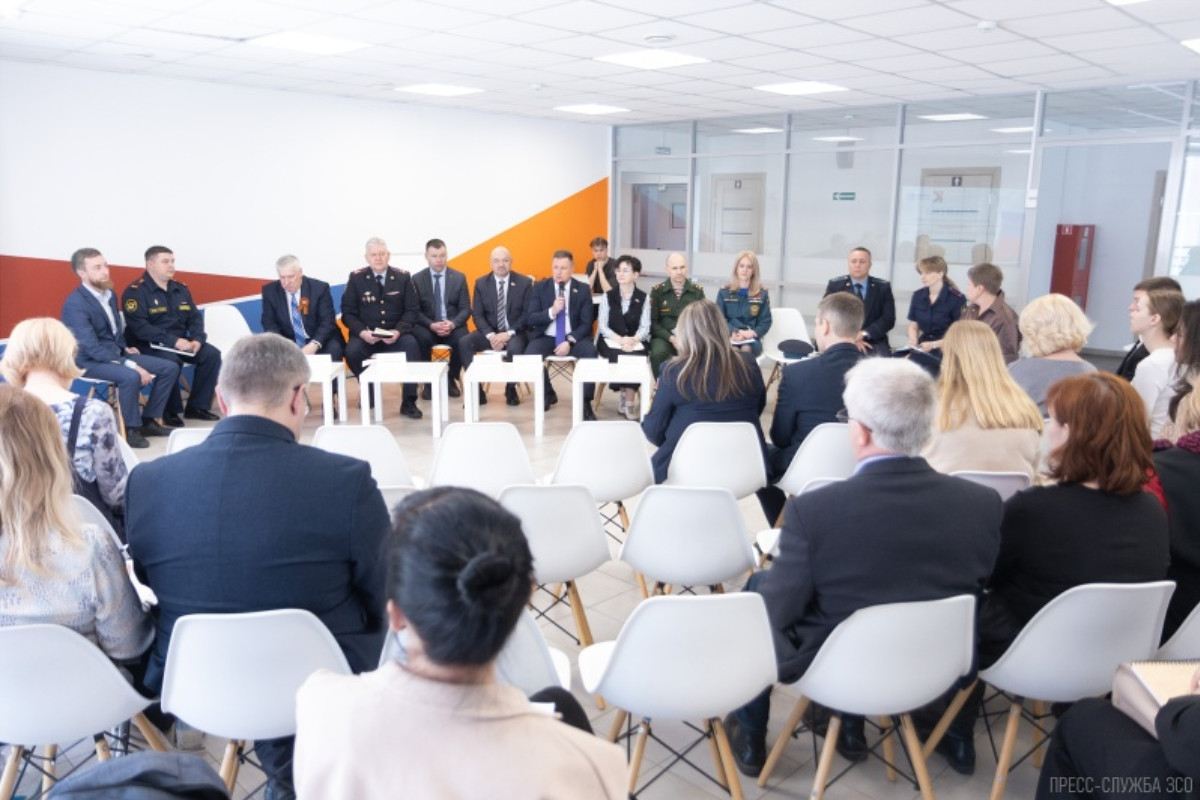 Депутаты Заксобрания Вологодской области обсудили совершенствование законодательства в сфере кадетского образования