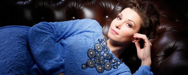 Актриса Александра Урсуляк призналась, что купила дачу после 30 лет