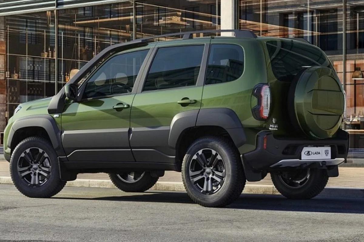 Внедорожник Lada Niva Travel первым получит новый двигатель 1.8