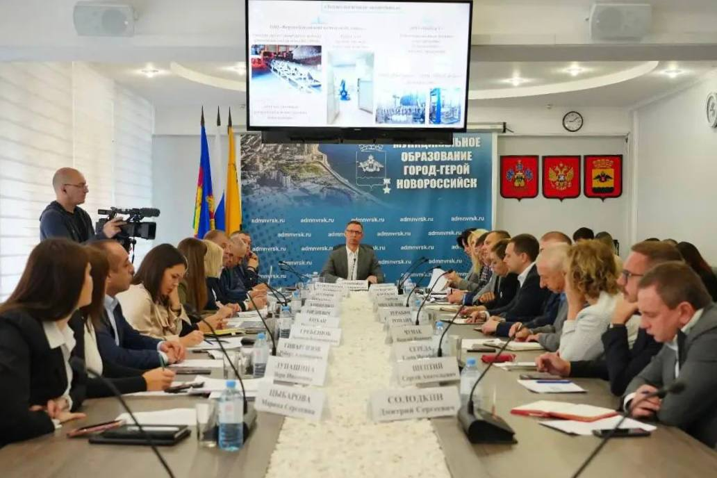 Мэр Андрей Кравченко: Бюджет Новороссийска на ближайшие три года сбалансирован, акцент сделан на социальные расходы и инвестиционную активность