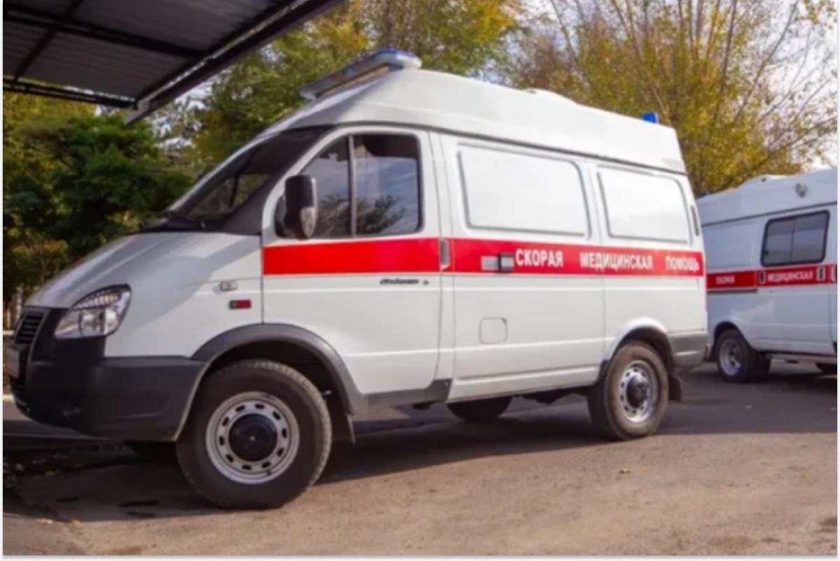 Слюсарь назвал рекламирование платных медицинских услуг в госбольницах неправильным