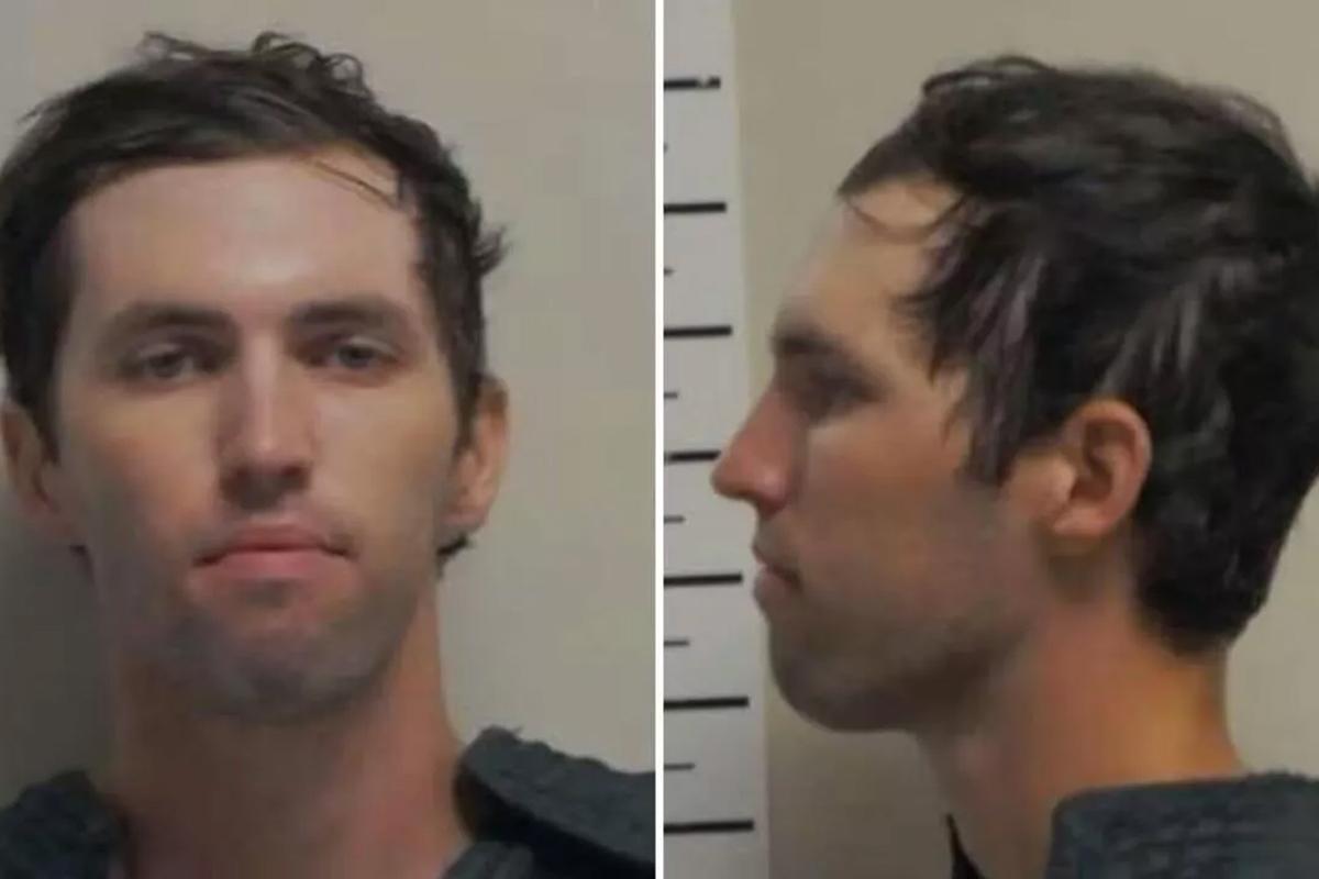 В Юте подозреваемый в убийстве Чарли Кирка добровольно пришел в полицию