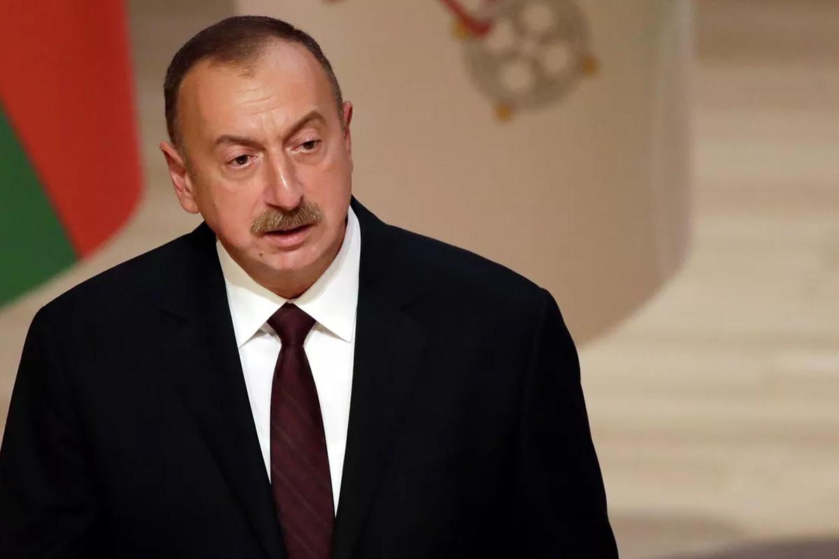 Президент Азербайджана объявил о начале нового периода в отношениях с Францией