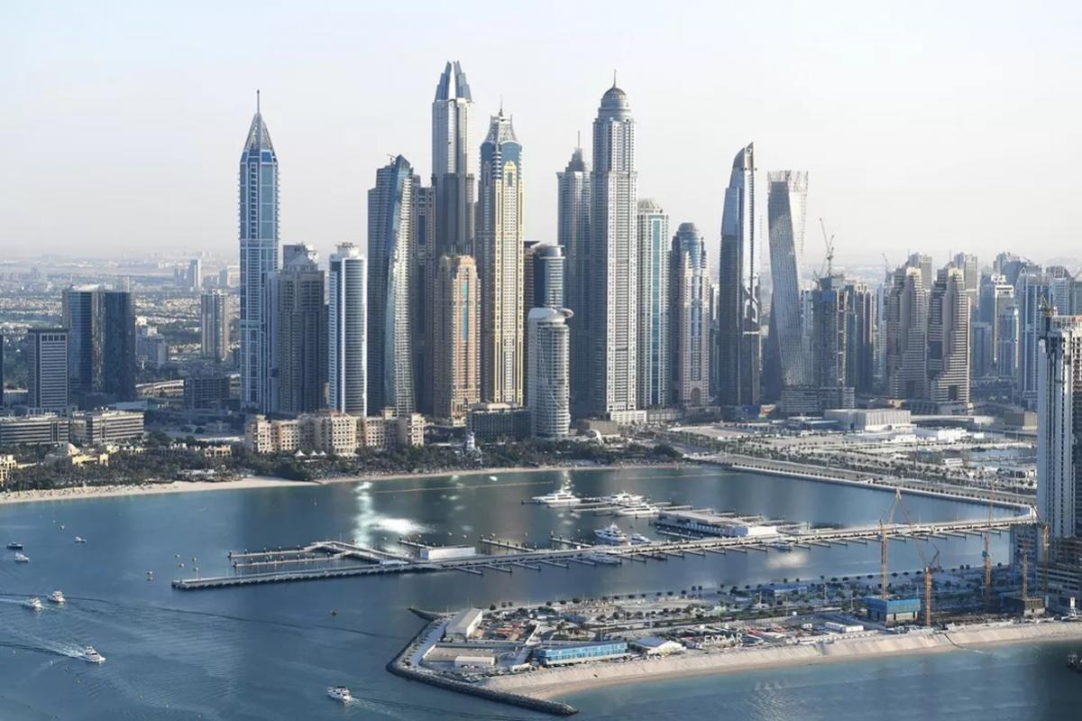 Российские бизнесмены в два раза активнее скупают офисную недвижимость в Дубае