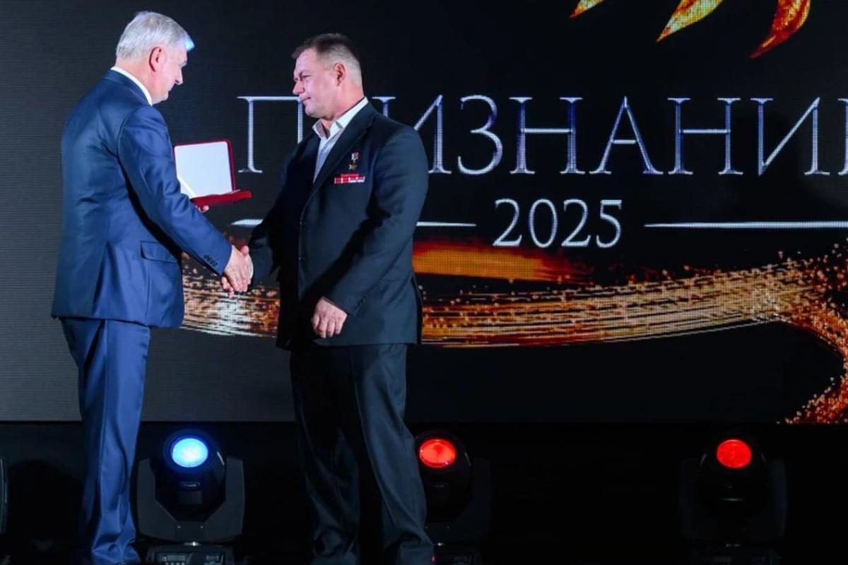 Губернатор Гусев: раньше оценивали вклад в мирную жизнь, теперь дела посвящены поддержке Отечества