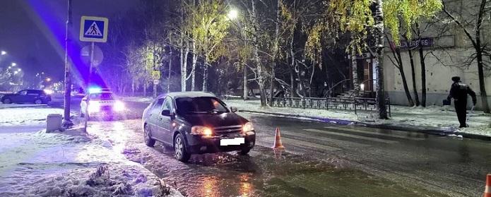 В Ревде нетрезвый водитель иномарки сбил двух женщин на пешеходном переходе