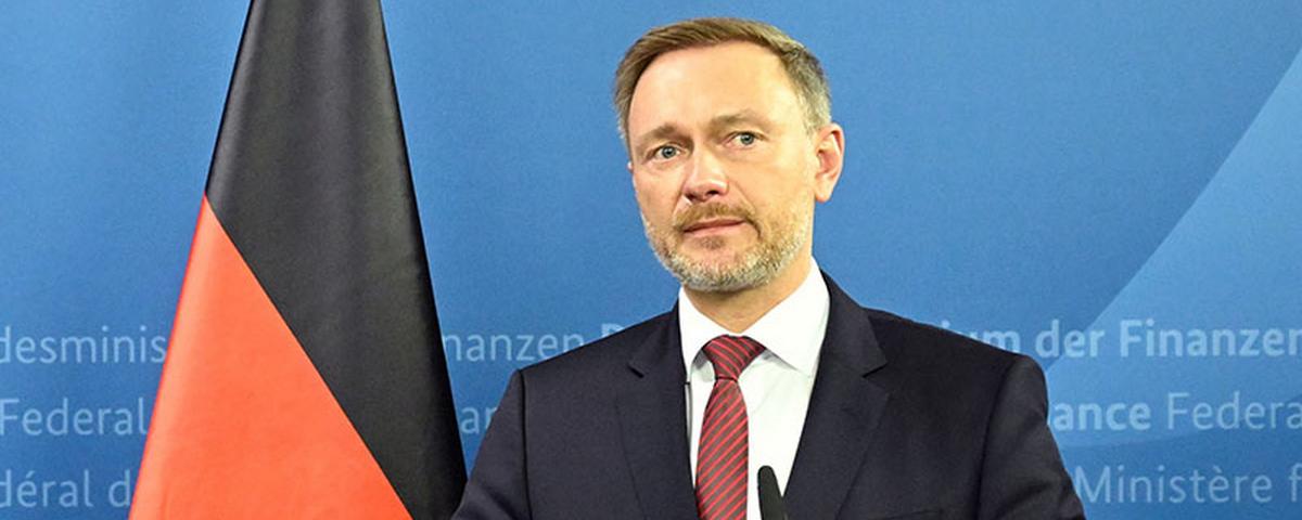 Денег нет: Канцлер ФРГ Шольц попал в зависимость от министра финансов