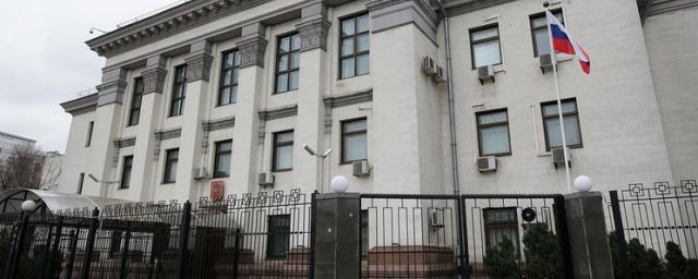 Захарова: Российское посольство в Киеве занимается судьбой Агеева