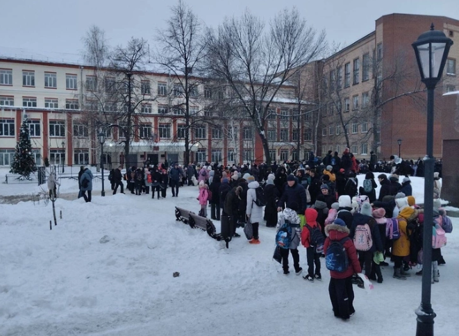 В Самаре эвакуировали школу №12