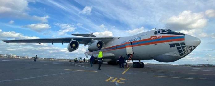РФ направит США еще один самолет с техникой для борьбы с коронавирусом