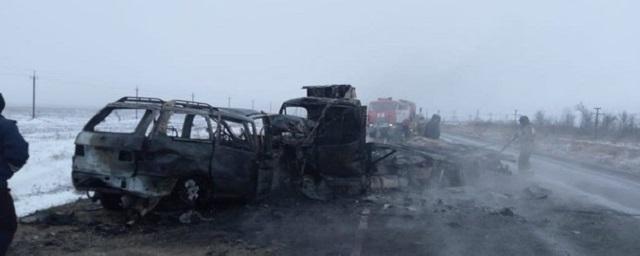 В Оренбуржье в ДТП с микроавтобусом погибли четыре человека