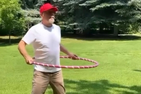 Супруга Брюса Уиллиса опровергла слухи о резком ухудшении состояния актера